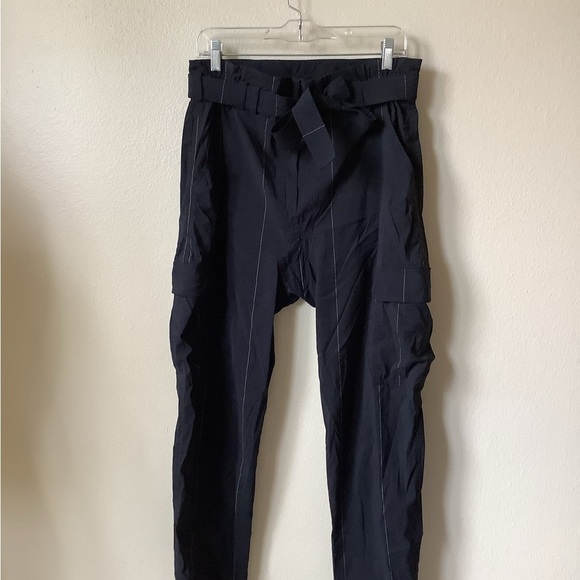 A.L.C. Women’s Adam Pinstripe Cargo Belted Pants Black Size 8 Tapered High Rise - Picture 2 of 8